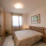 Apartment Don - Piscina, Giardino, 200m Dal