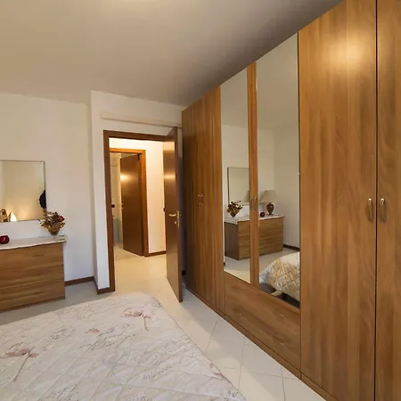 Don - Piscina, Giardino, 200m Dal Apartment Bardolino